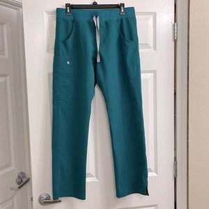 FIGS Kade Cargo Hunter Green Scrub Pants Medium